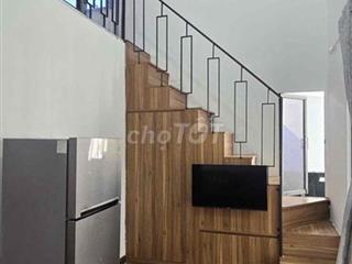 Cho thuê căn nhà sân vườn gần biển Tân Trà , gần sông Cổ Cò