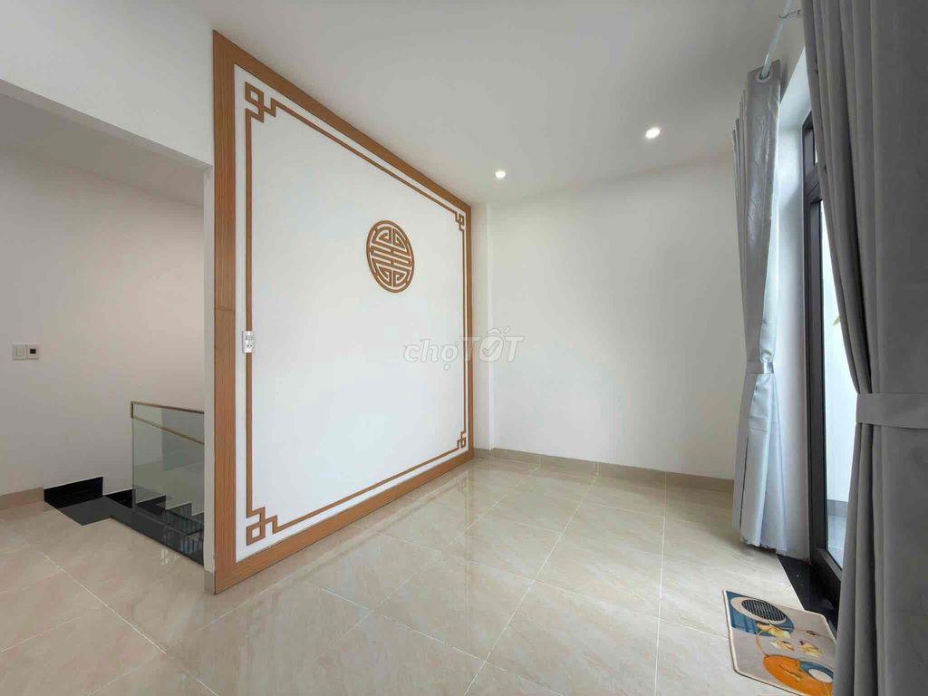 🔥CẶP SIÊU PHẨM THÁI THỊ BÔI - CÁCH ĐƯỜNG VÀI BƯỚC CHÂB