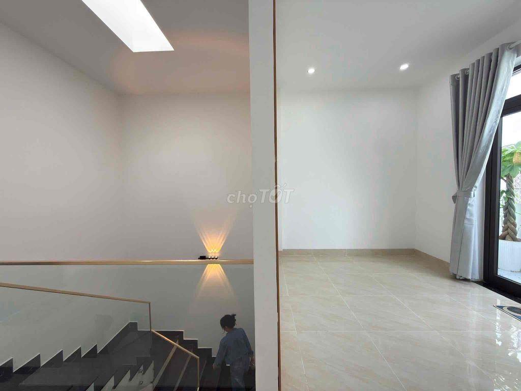 🔥CẶP SIÊU PHẨM THÁI THỊ BÔI - CÁCH ĐƯỜNG VÀI BƯỚC CHÂB