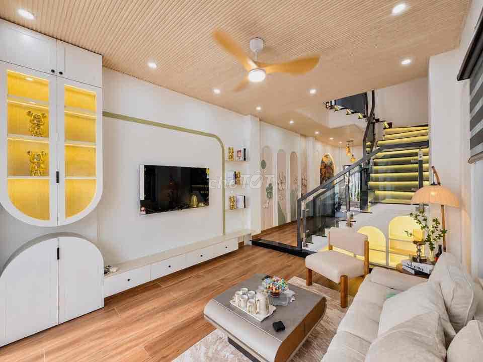 🔥NHÀ ĐẸP 4 TẦNG CÁCH BIỂN MỸ KHÊ CHỈ 50M