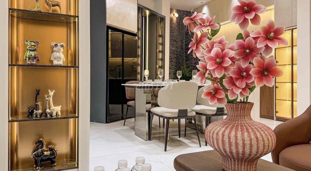NHÀ ĐẸP 3 TẦNG - KIỆT HOÀNG DIỆU GẦN NGUYỀN VĂN LINH