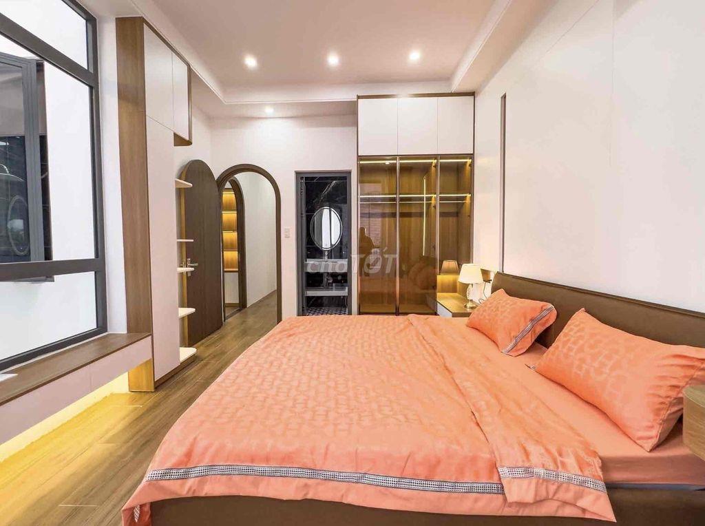 NHÀ ĐẸP 3 TẦNG - KIỆT HOÀNG DIỆU GẦN NGUYỀN VĂN LINH