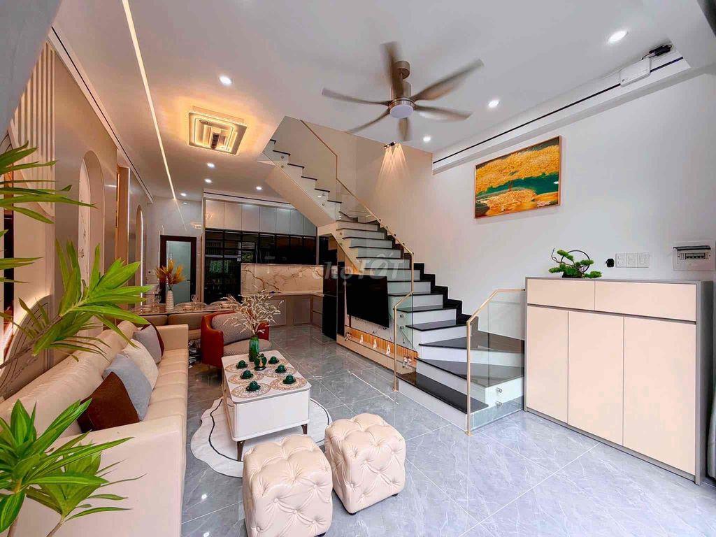 🔥NHÀ MỚI SAU LƯNG MẶT TIỀN THÁI THỊ BÔI - 3 TẦNG 3 MÊ