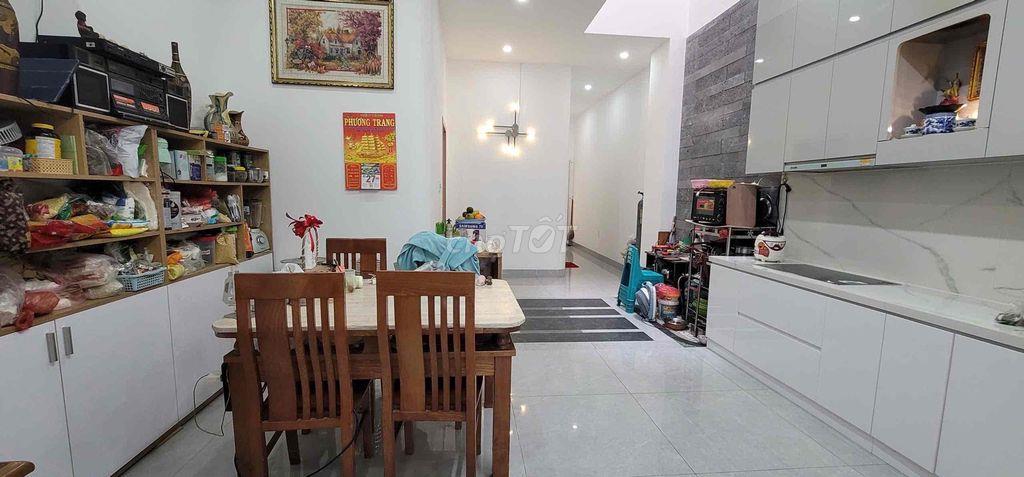 CHÍNH CHỦ bán nhà mặt tiền Trung Lập 11 phường Hải Vân