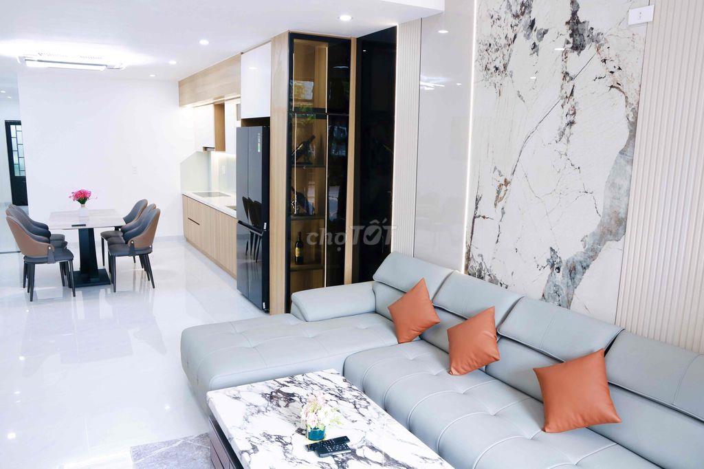Bán nhà 2 tầng mặt tiền đường 5m5 Sơn Trà ! Full nội thất nới đẹp