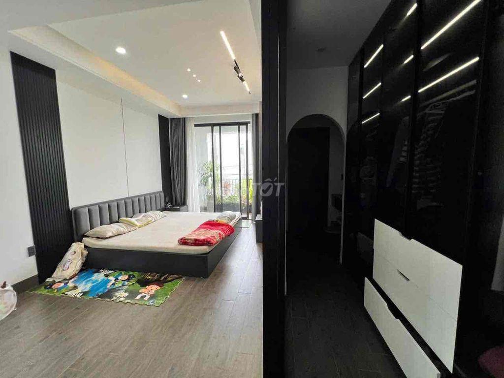 nhà xây để ở dùng nội thất chất lượng cao 3 tầng