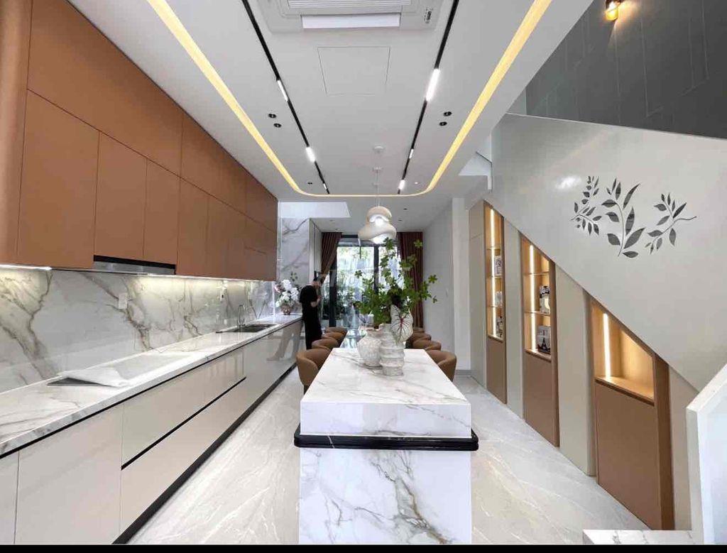 Bán nhà Vip Nhà Tây tứ trạch vip
