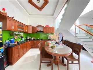 bán nhà Hoà Xuân cạnh Aonmall giá rẻ sập hầm