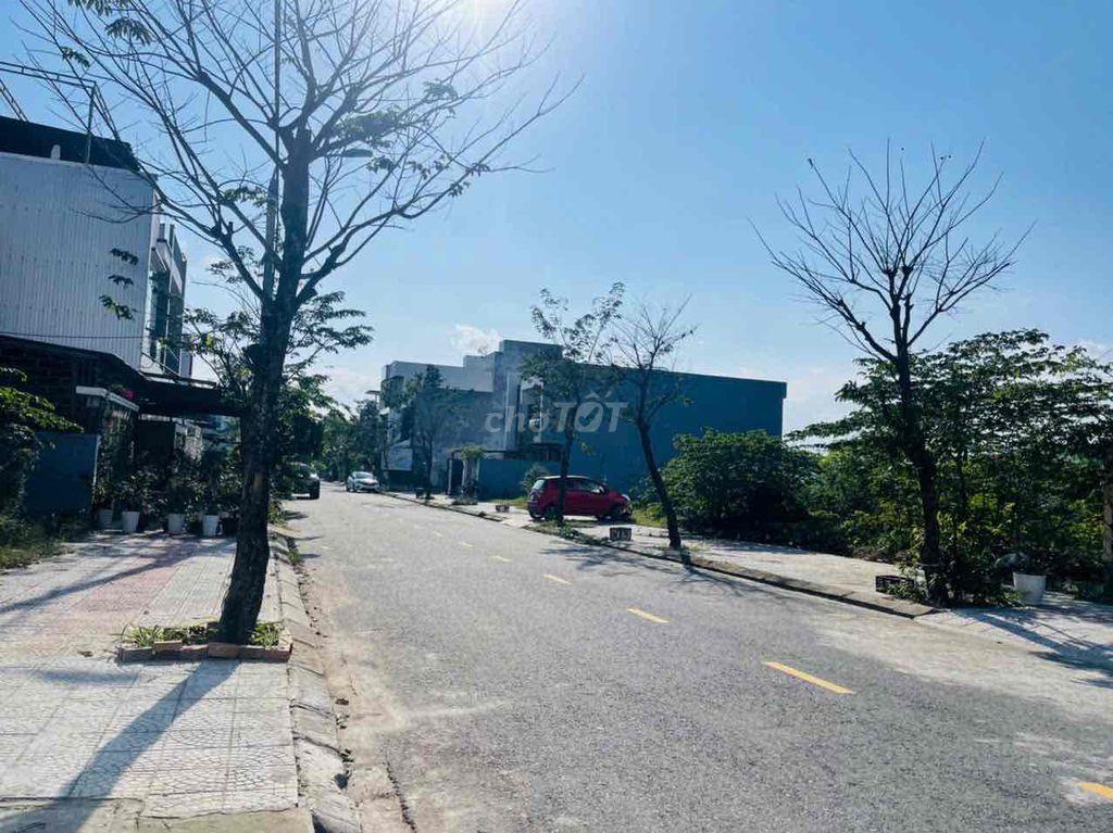 Chính chủ cần bán lô Biệt thự mini Block B2.12 lô 57 Hoà Xuân