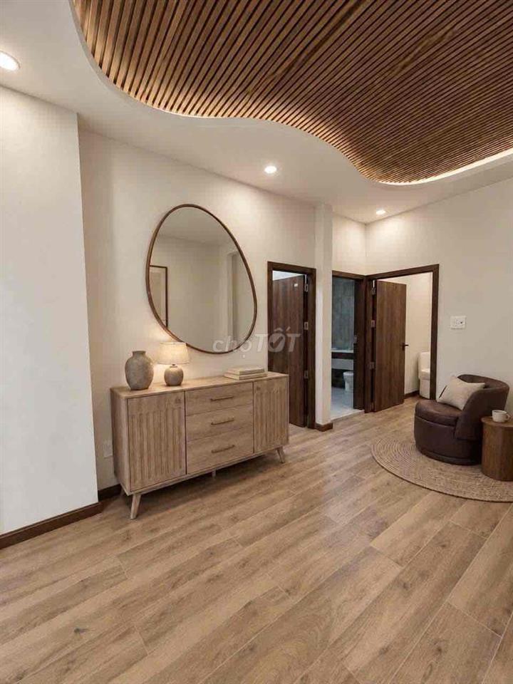 cần bán nhà cạnh mặt tiền trung tâm gần big c
