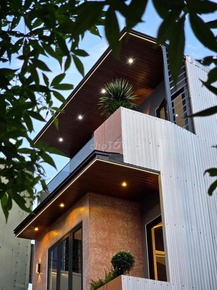 Nhà Mặt Tiền Trung Tâm Hải Châu, Hoà Cường 3Tầng full Nội Thất Luxury