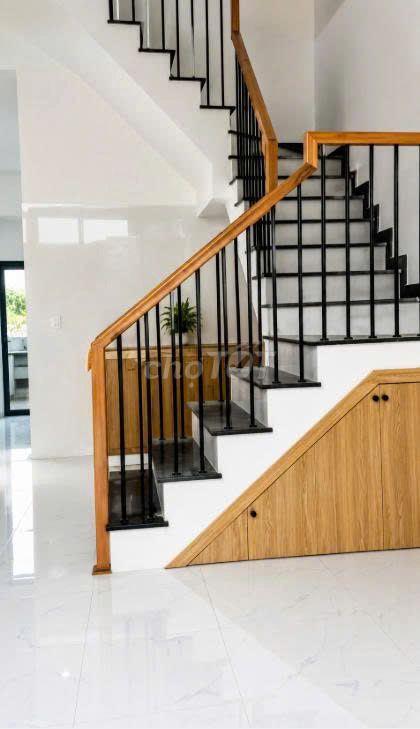 👘Một Kiệt Tác Xây Dựng, CĂN 2 Tầng cực hiếm khu chợ Yến Nê, Hòa Tiến👘