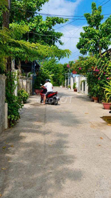 🍁Bán Đất Tặng Nhà--Lô Diện Tích Lớn khu làng Đại Học Quảng Nam🍁