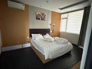 Bán nhà kiểu Biệt thứ 2 mặt tiền