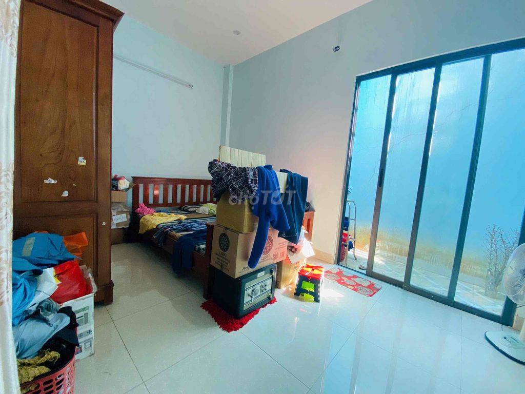 Cho thuê nhà 2 tầng Kiệt Huỳnh Ngọc Huệ.