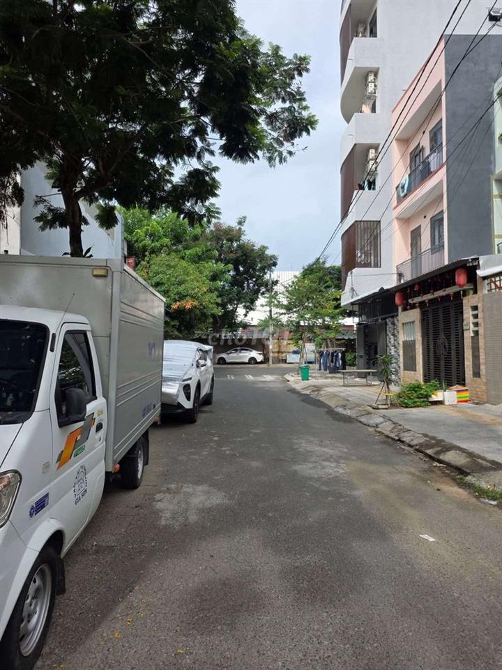 NHÀ 4 TẦNG ĐA MẶN ĐÔNG 4PN