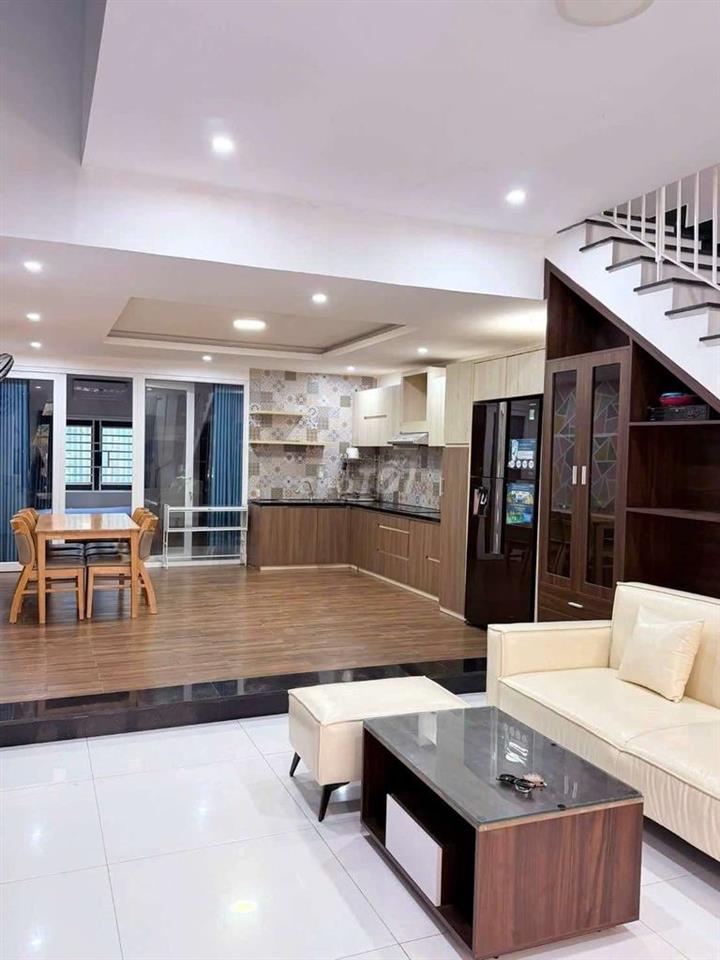 CHO THUÊ NHÀ ĐƯỜNG NƯỚC MẶN 3PN FULL NỘI THẤT ĐẸP