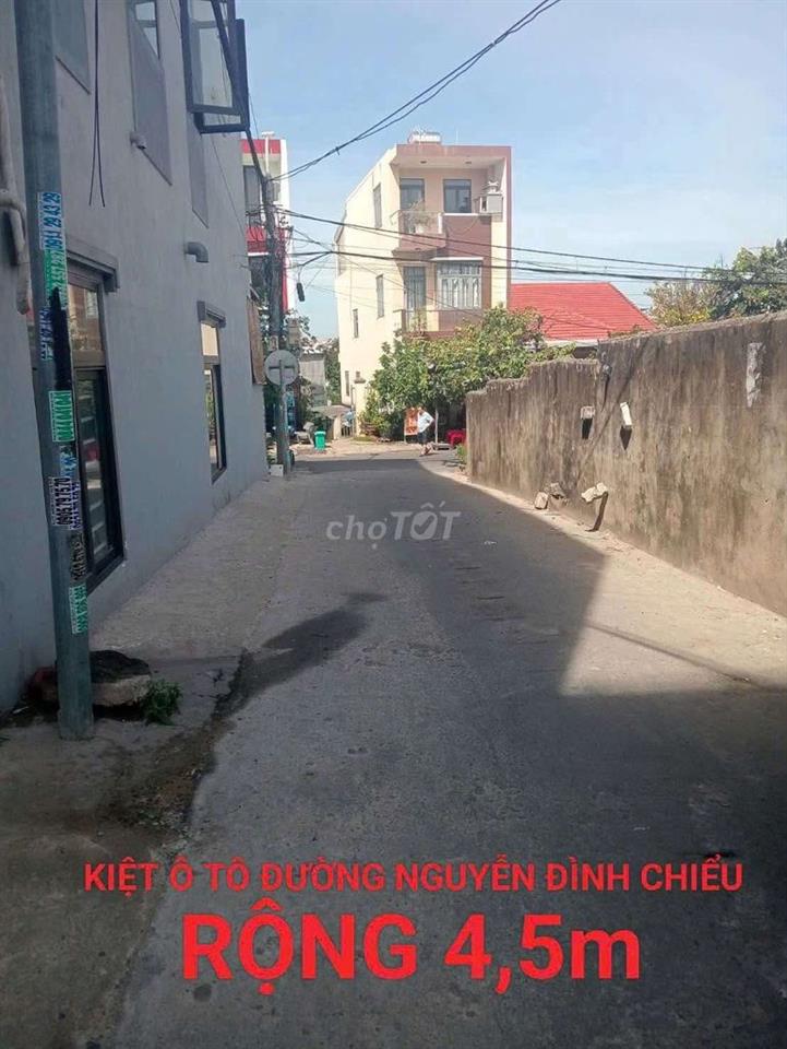 ĐẤT KIỆT Ô TÔ NGUYỄN ĐÌNH CHIỂU