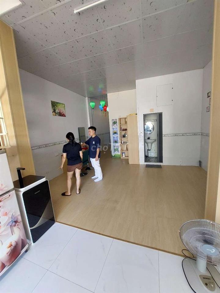 CHO THUÊ NHÀ MT CHÍNH HỮU 100M2