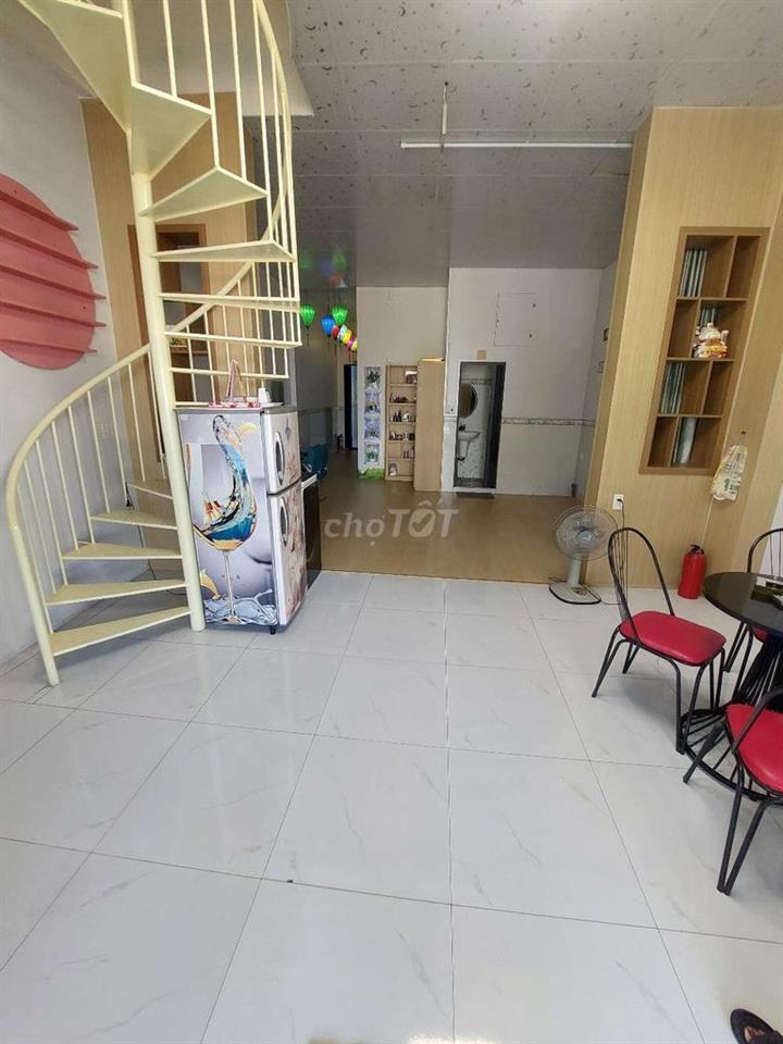 CHO THUÊ NHÀ MT CHÍNH HỮU 100M2