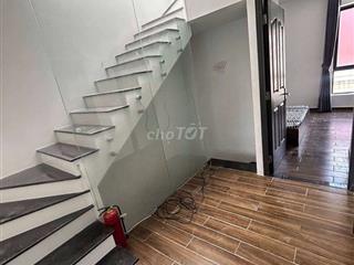 NHÀ ĐA MẶN ĐÔNG 4 ( 4PN 3WC)