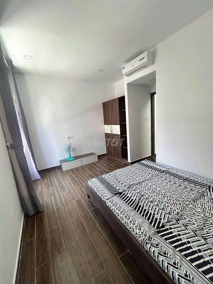NHÀ ĐA MẶN ĐÔNG 4 ( 4PN 3WC)