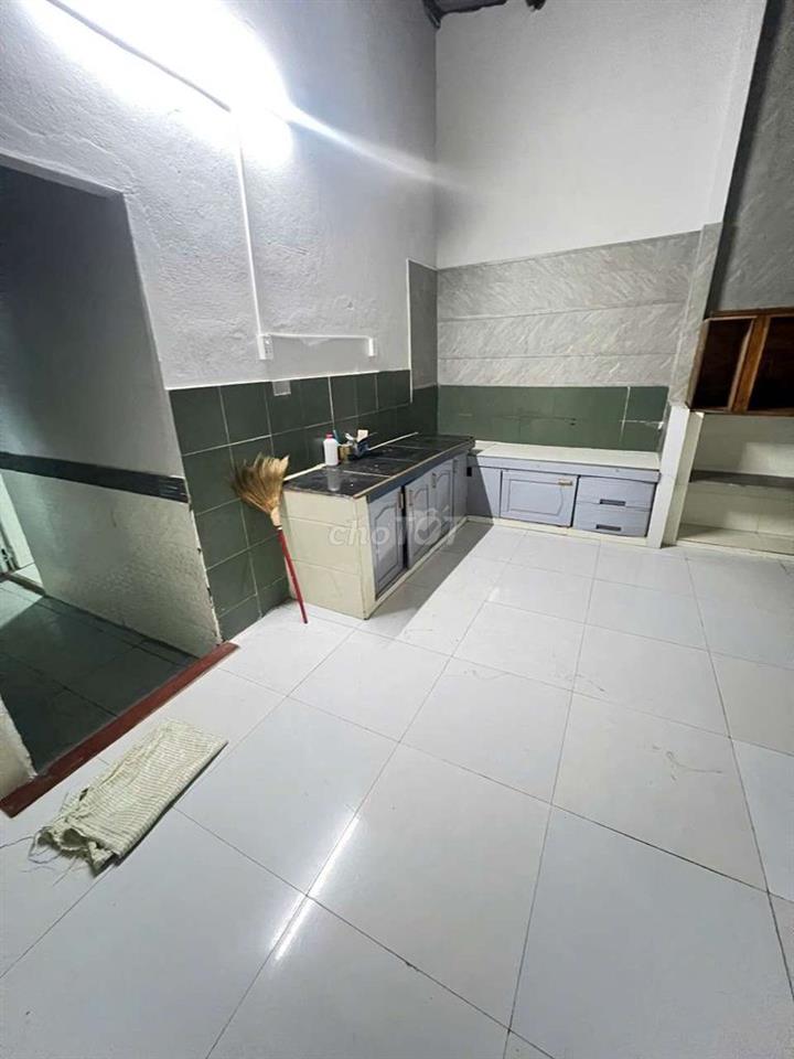 Cho Thuê Nhà MT Nguyễn Đình Chiểu 176m2