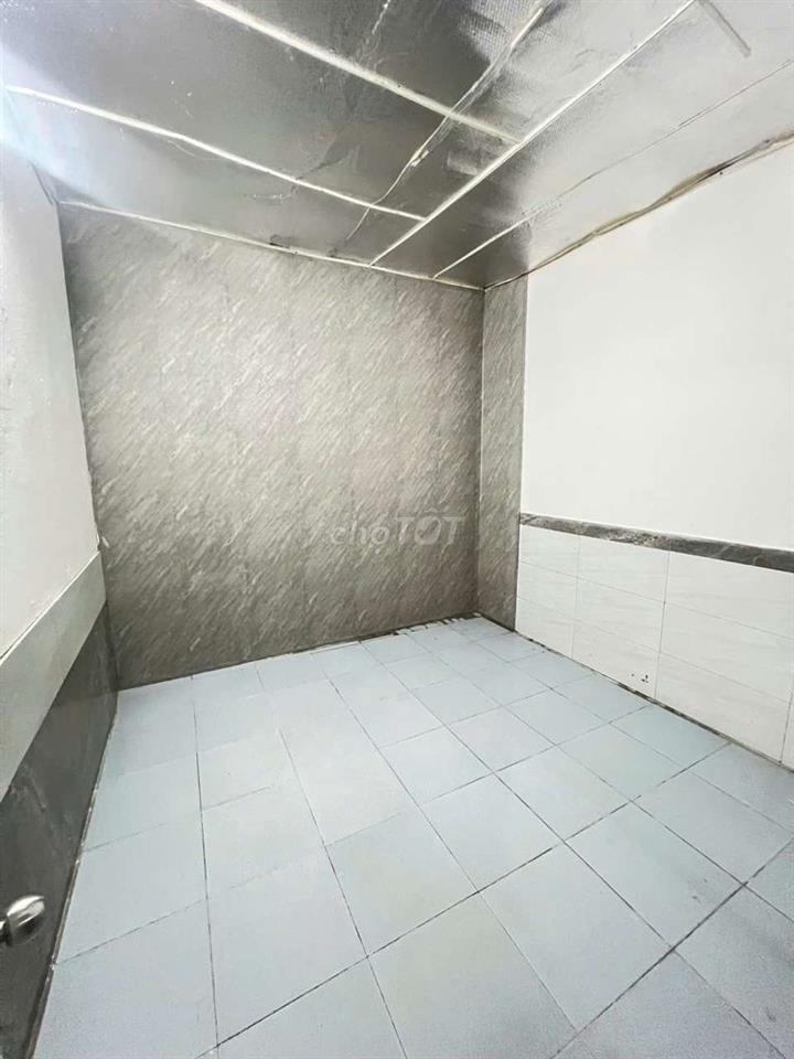 Cho Thuê Nhà MT Nguyễn Đình Chiểu 176m2