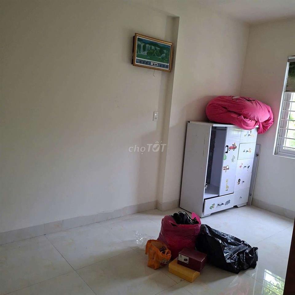 NHÀ 2 TẦNG ĐƯỜNG NGUYỄN HỮU HÀO