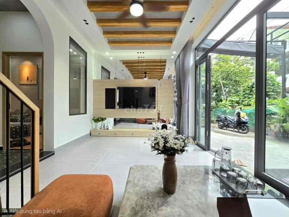 Nhà Đẹp 3 Tầng Kiệt Oto Nguyễn Phước Nguyên