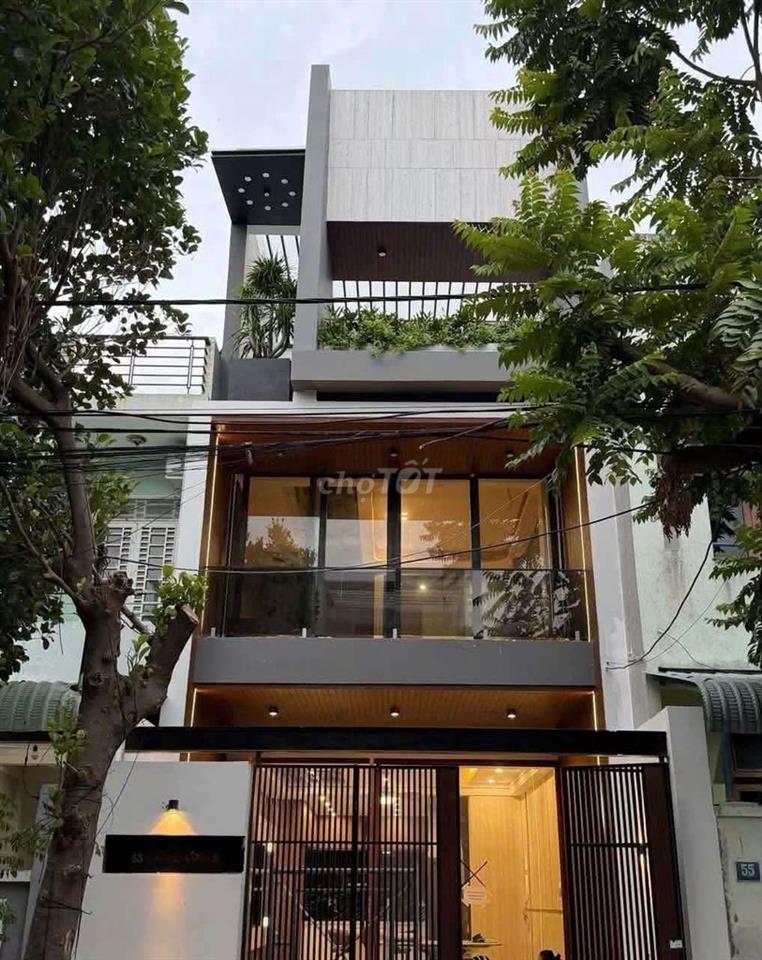 bán nhà gần chợ Hòa Xuân