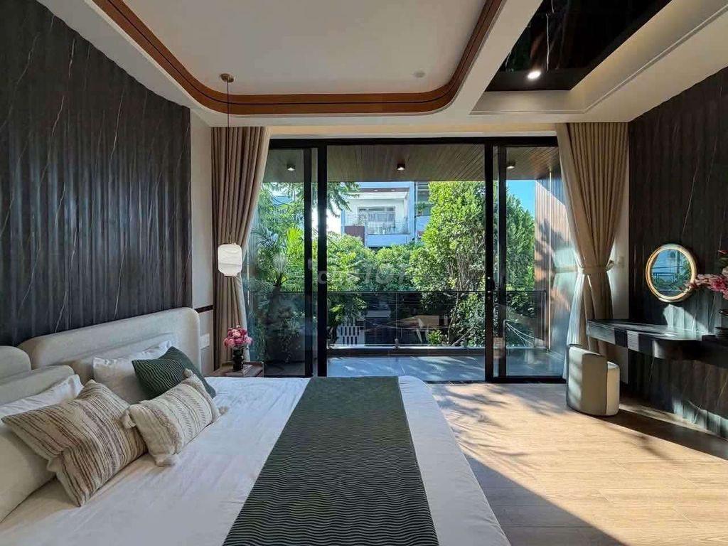 bán nhà gần chợ Hòa Xuân