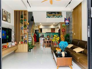 Cần thanh khoản ngôi nhà tâm huyết đối diện cv Hòa Xuân