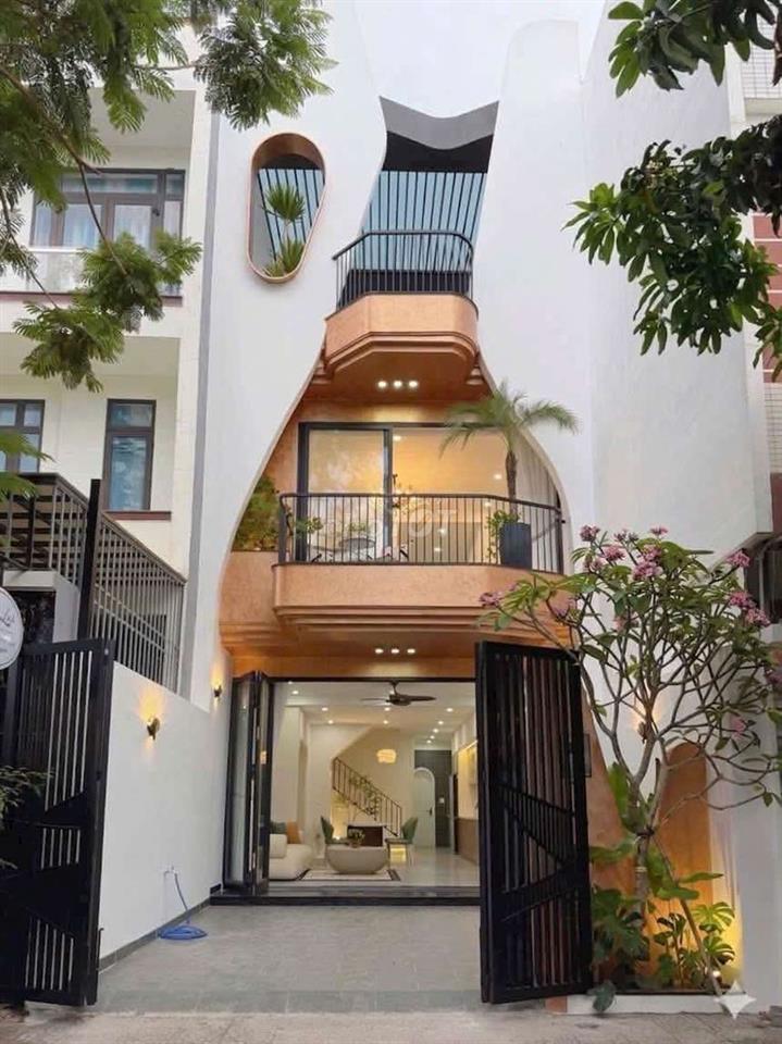 CHO THUÊ NHÀ 3 TẦNG MỚI 100% TẠI HÒA XUÂN