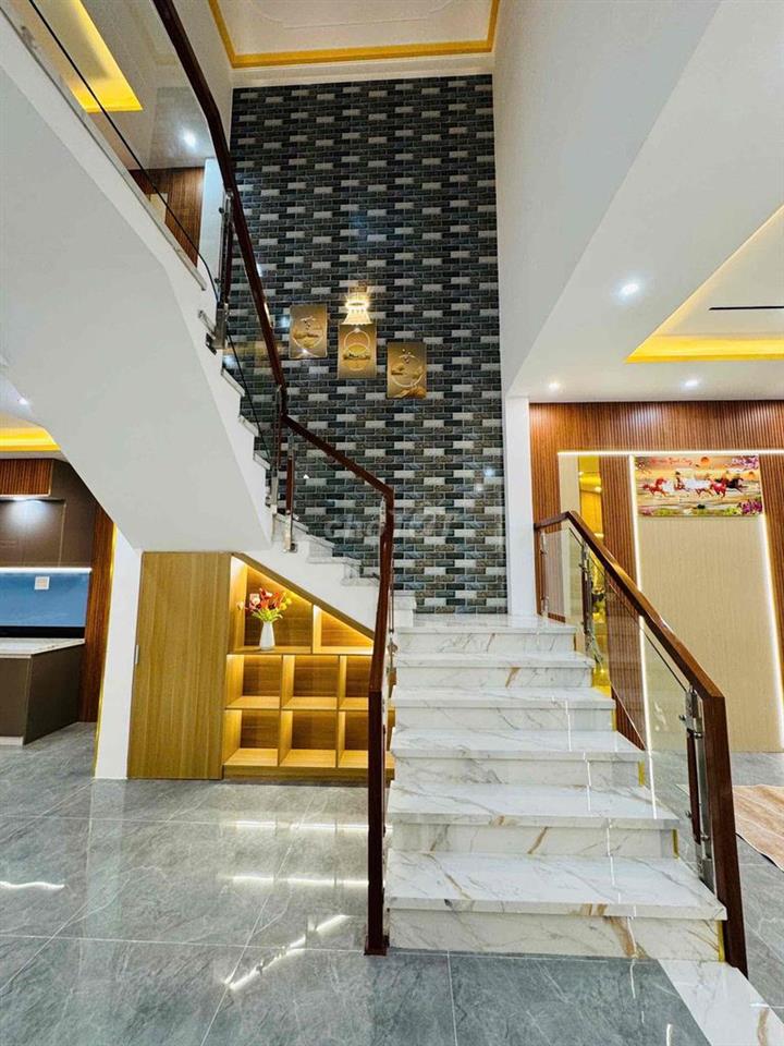 🧧 NHÀ 2 TẦNG : NGUYỄN QUANG LÂM