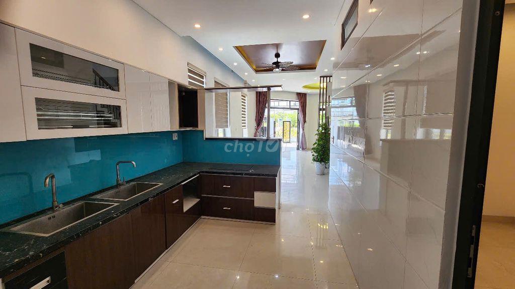 Chào bán căn nhà 2 mặt tiền đẹp 3 tầng khu TDC La Bông