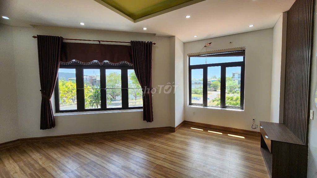 Chào bán căn nhà 2 mặt tiền đẹp 3 tầng khu TDC La Bông