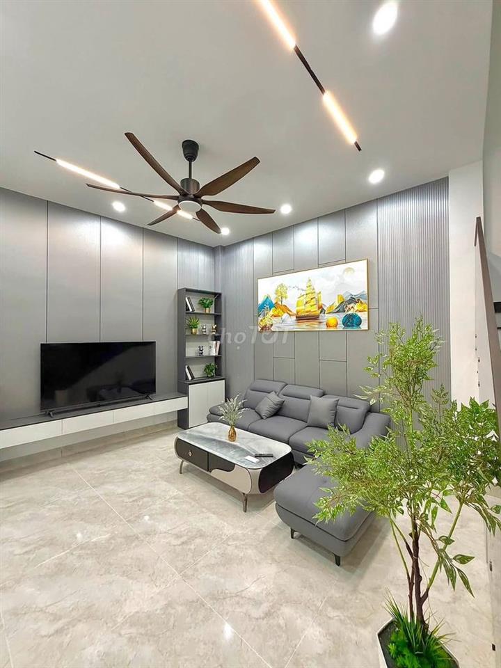 🔥NHÀ 3 TẦNG CÓ SÂN XE RỘNG - KIỆT TIỂU LA GẦN ĐƯỜNG