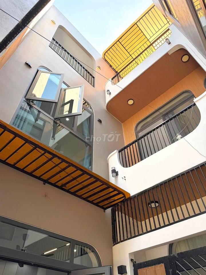 🔥NHÀ 3 TẦNG CÓ SÂN XE RỘNG - KIỆT TIỂU LA GẦN ĐƯỜNG