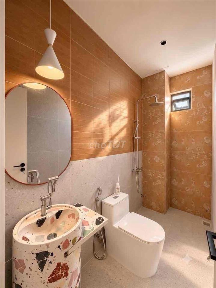 🔥NHÀ VILAA CÓ HỒ BƠI MẶT TIỀN 5M5 GẦN BIỂN DULNT