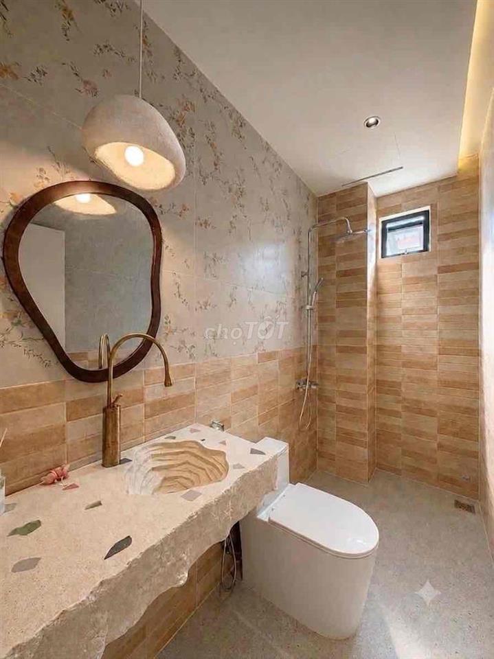 🔥NHÀ VILAA CÓ HỒ BƠI MẶT TIỀN 5M5 GẦN BIỂN DULNT