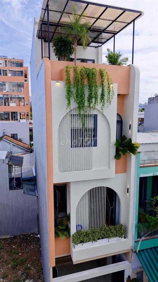 🔥NHÀ VILAA CÓ HỒ BƠI MẶT TIỀN 5M5 GẦN BIỂN DULNT