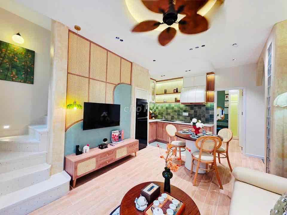 🔥 NHÀ ĐẸP 2 TẦNG 2 MẶT KIỆT PHẠM VĂN NGHỊ GẦN ĐƯỜNG