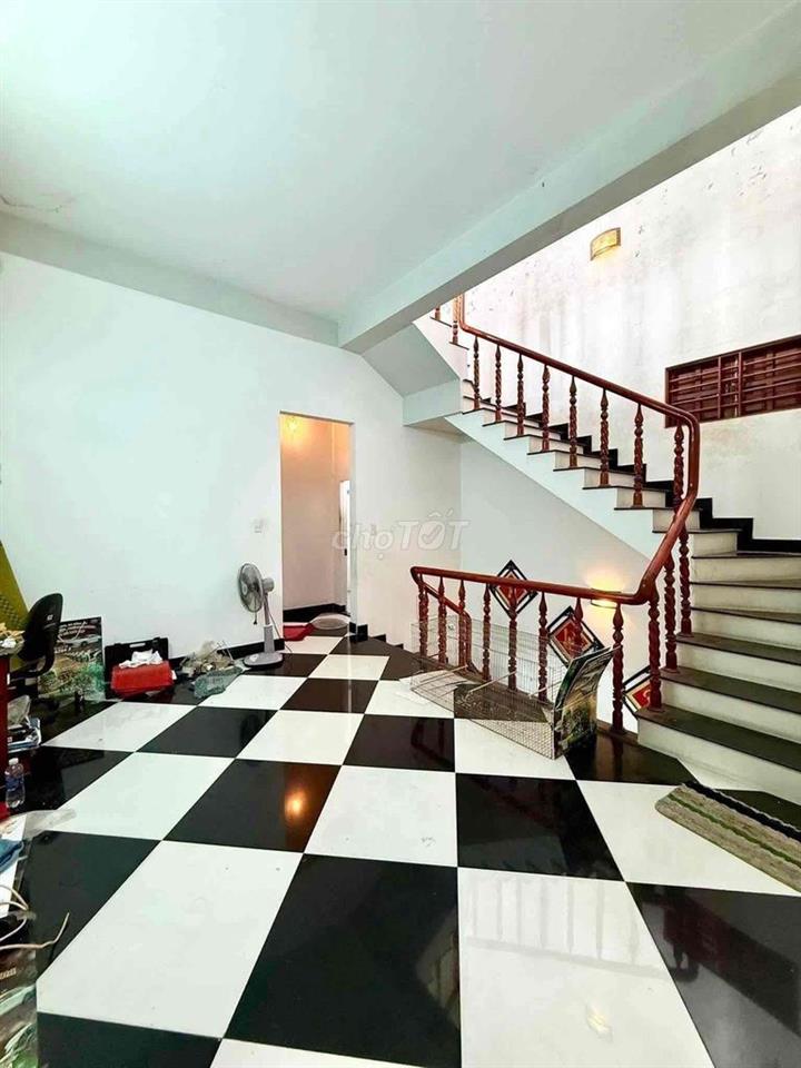 🔥72M2 NHÀ 3 TẦNG KIÊN CỐ - CÁCH ĐƯỜNG 50M - 3tyxx
