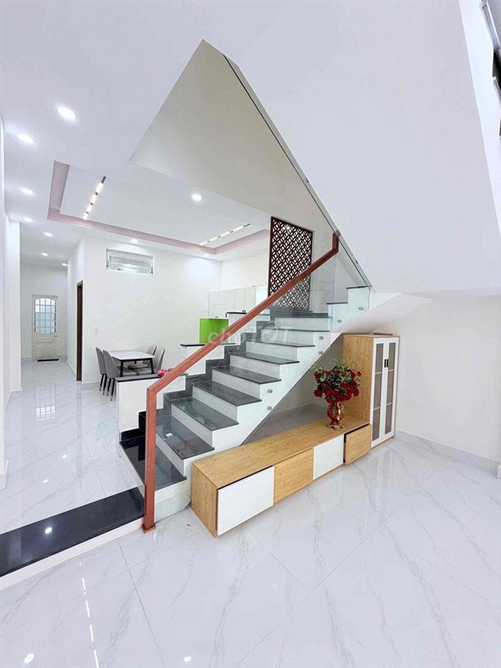 🔥81M2 NHÀ 3 TẦNG MẶT TIỀN 5M5 GẦN HUỲNH NGỌC HUỆ