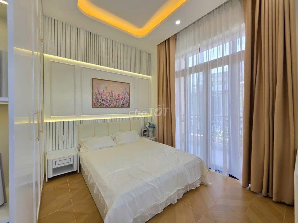🔥NHÀ ĐẸP MẶT TIỀN QH TRẦN XUÂN LÊ SÁT CÔNG VIÊN - OTO ĐỖ 24/24