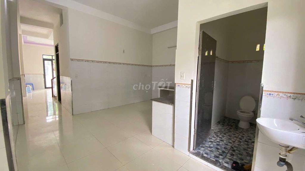 Bán nhà 2 tầng xã hòa phong, 3 phòng ngủ, 125m2, không ngập lụt