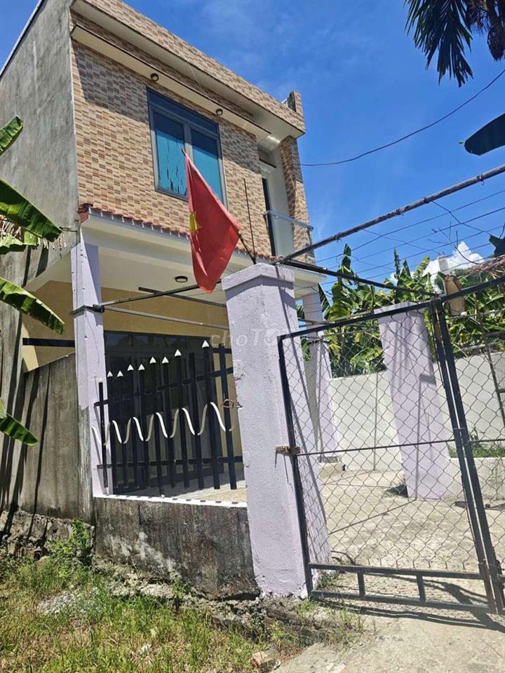 Bán nhà 2 tầng xã hòa phong, 3 phòng ngủ, 125m2, không ngập lụt