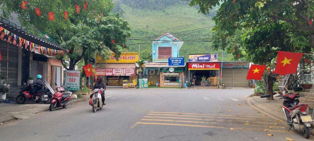 Đất 2 mặt tiền quốc lộ 14G, gần chợ hòa phú 236m2 đất ở toàn bộ