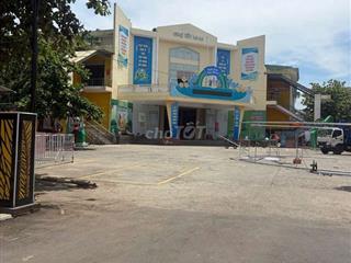 Bán nhà gần chợ túy loan, 150m2 đất ở đường oto thông, hướng nam